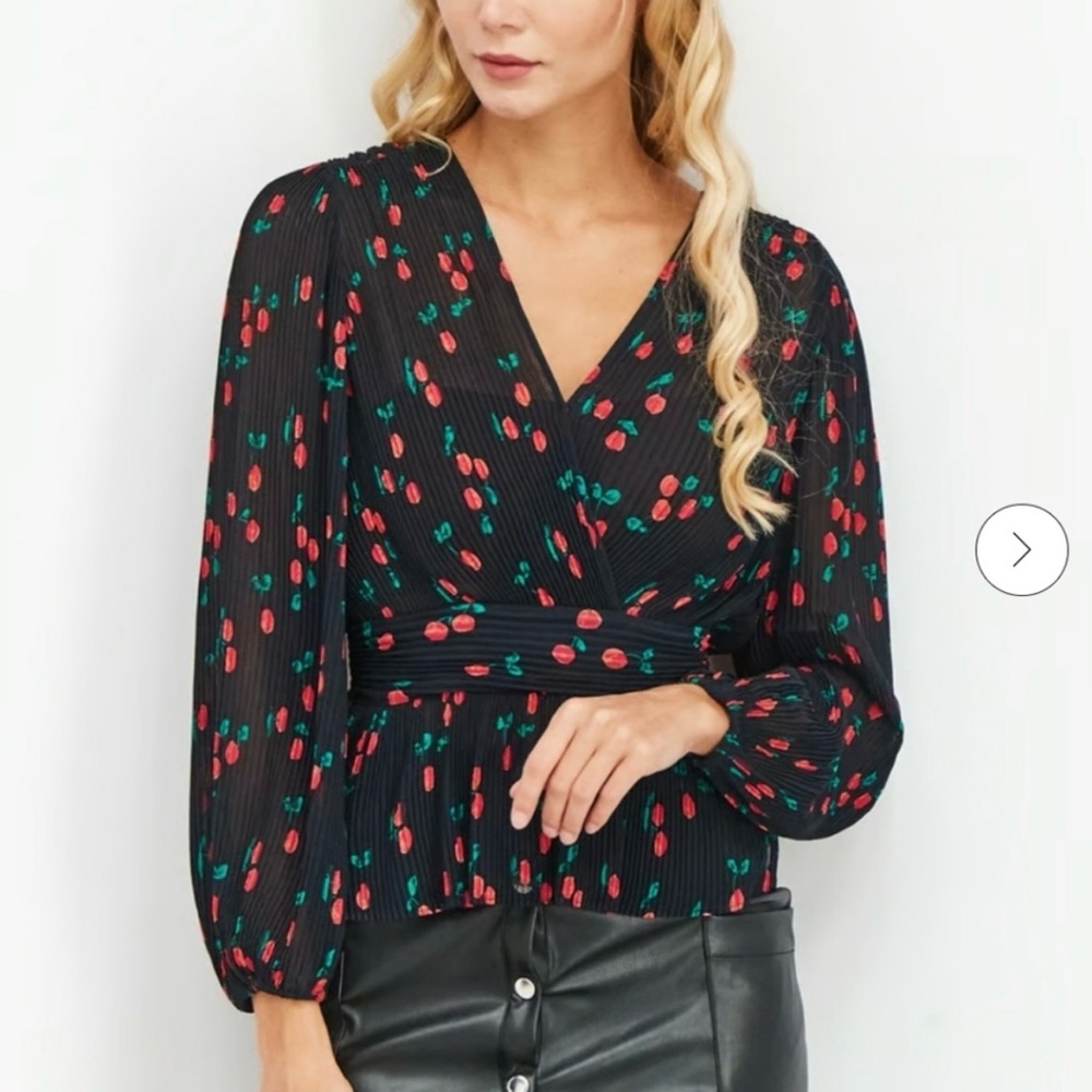 The Kooples Paris Cherry Naive Wrap‎ Top women's Size M/L Black Red EUC